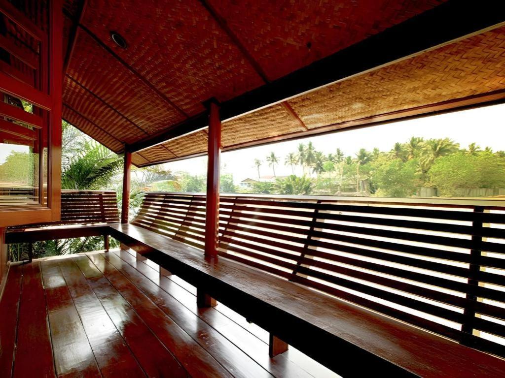 Ruennamyen Resort Amphawa Samut Songkhram Exteriör bild