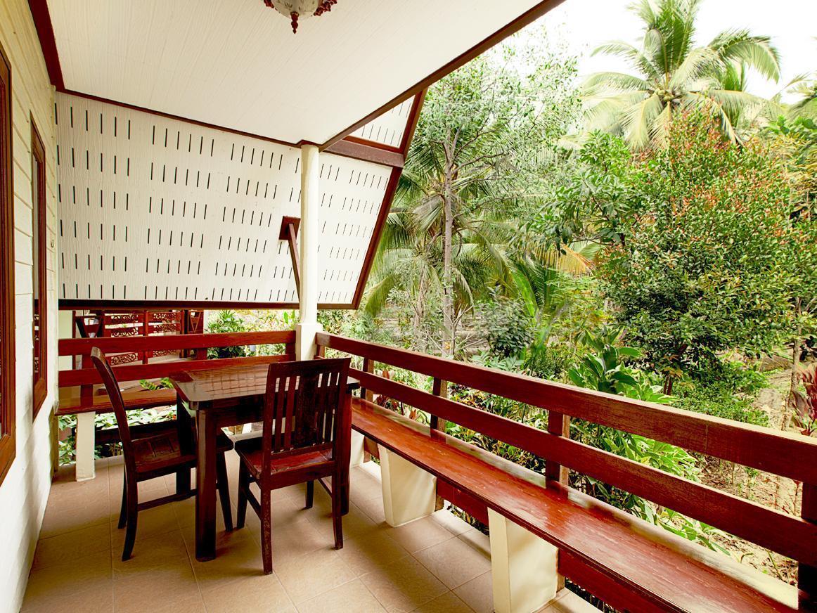 Ruennamyen Resort Amphawa Samut Songkhram Exteriör bild
